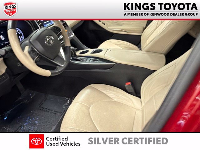 Certified 2019 Toyota Avalon Limited w/ All Weather Liner Package FWD image 17