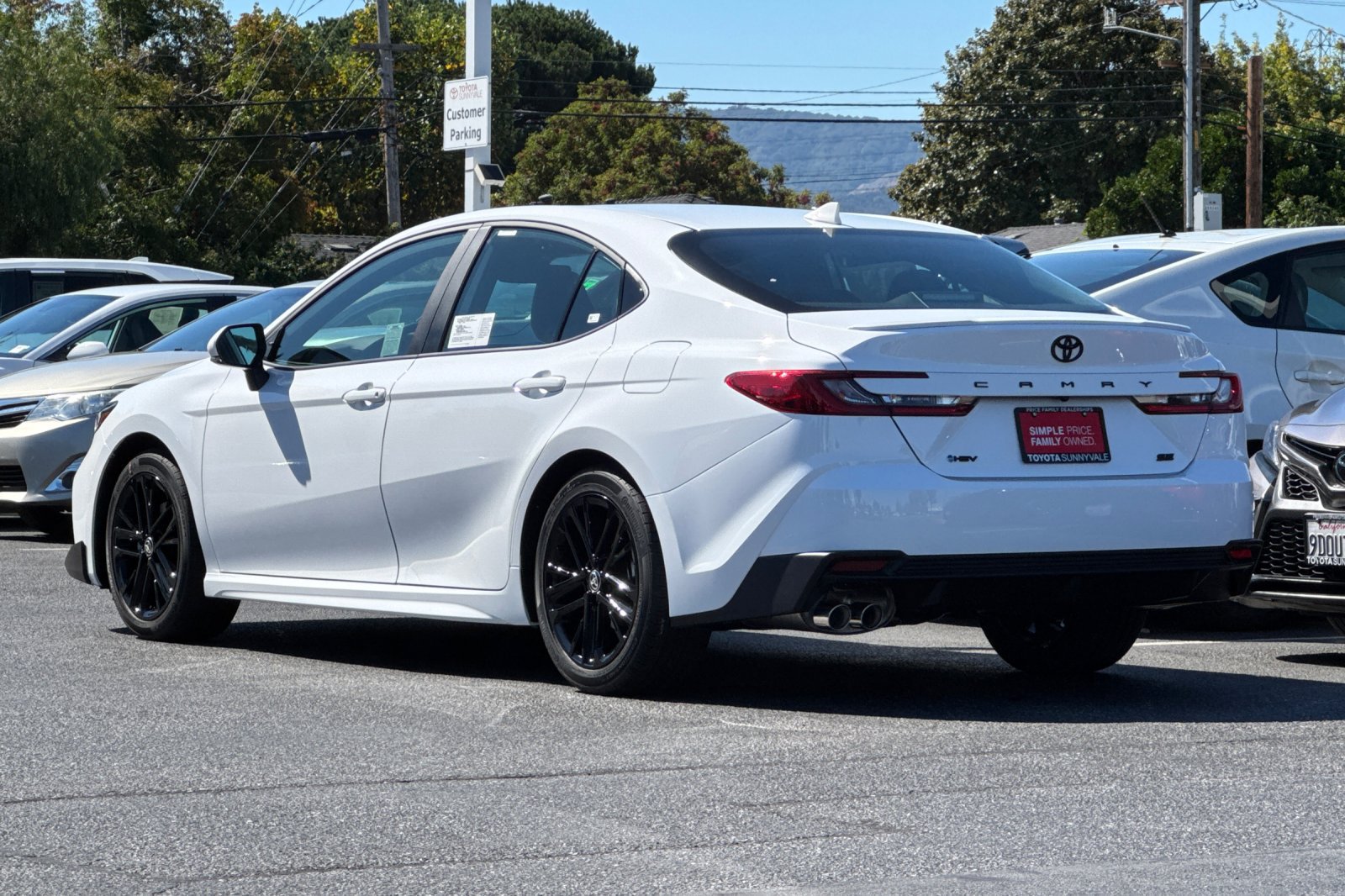 New 2026 Toyota Camry SE FWD image 7