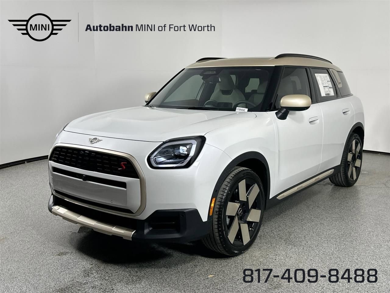 New 2025 MINI Cooper Countryman S w/ Comfort Package Max image 1