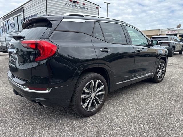 Used 2019 GMC Terrain Denali w/ Driver Alert Package II FWD image 13