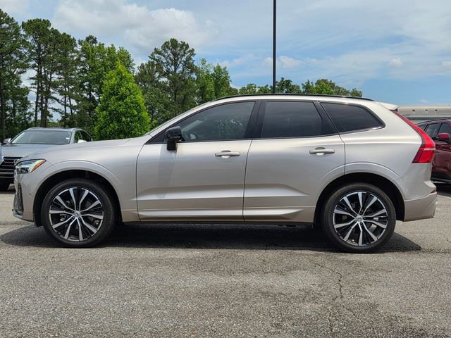 Used 2025 Volvo XC60 B5 Plus w/ Protection Package Premier AWD/4WD image 2