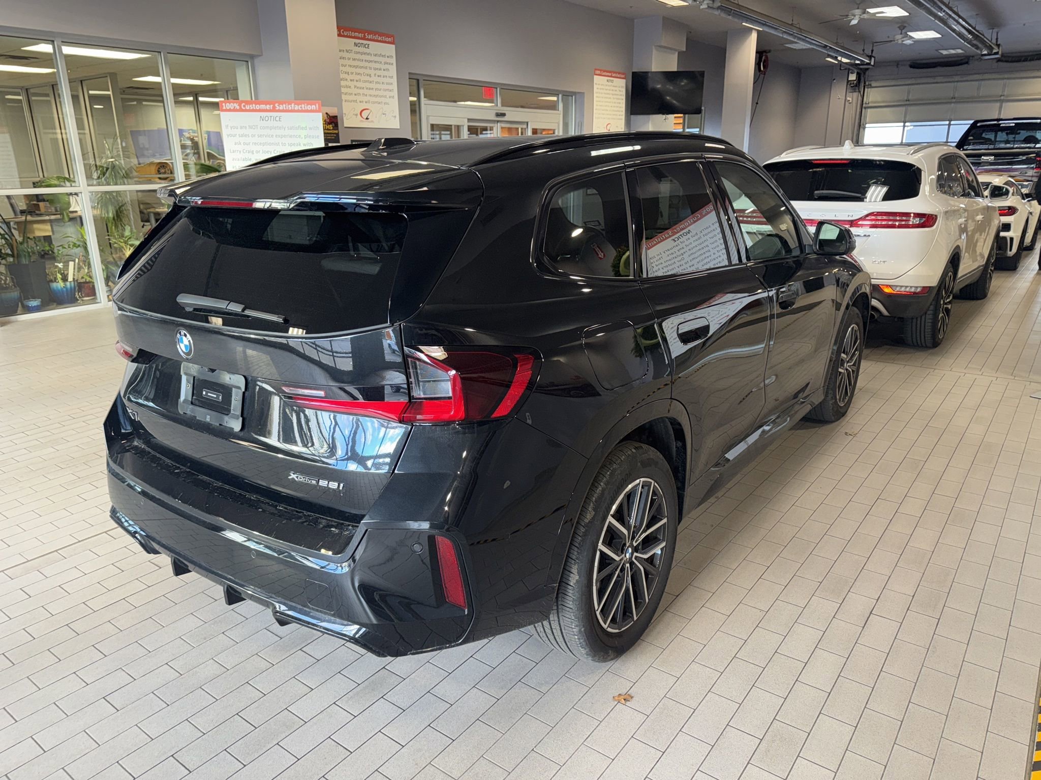 Used 2025 BMW X1 xDrive28i image 5