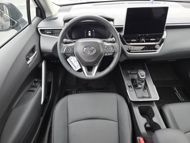 Used 2026 Toyota Corolla Cross XLE w/ Convenience Package image 29