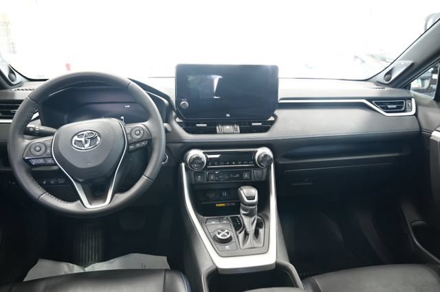 Certified 2023 Toyota RAV4 XSE AWD/4WD image 13