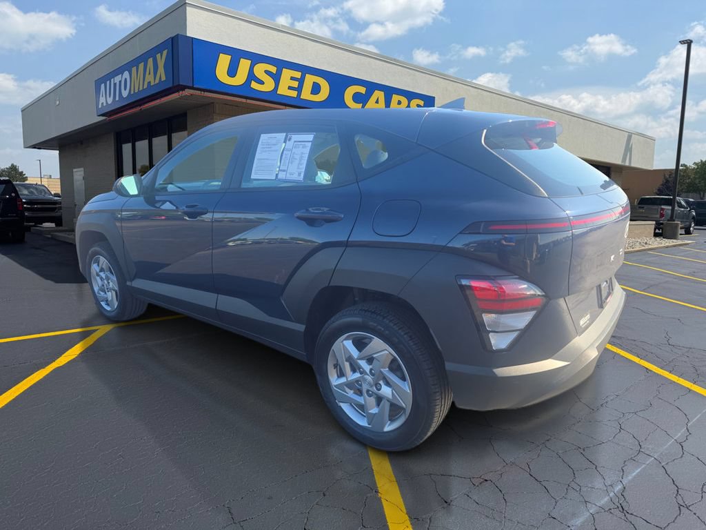 Used 2024 Hyundai Kona SE AWD/4WD image 7