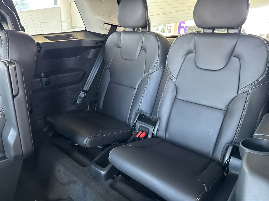 New 2026 Volvo XC90 B6 Ultra image 14