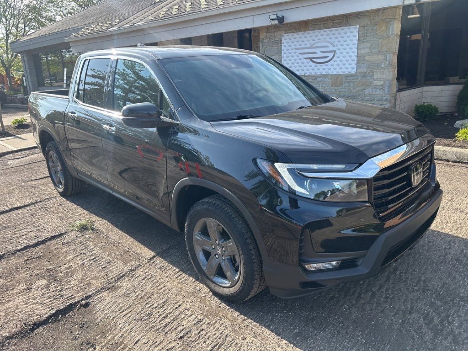 Used 2023 Honda Ridgeline RTL-E image 4