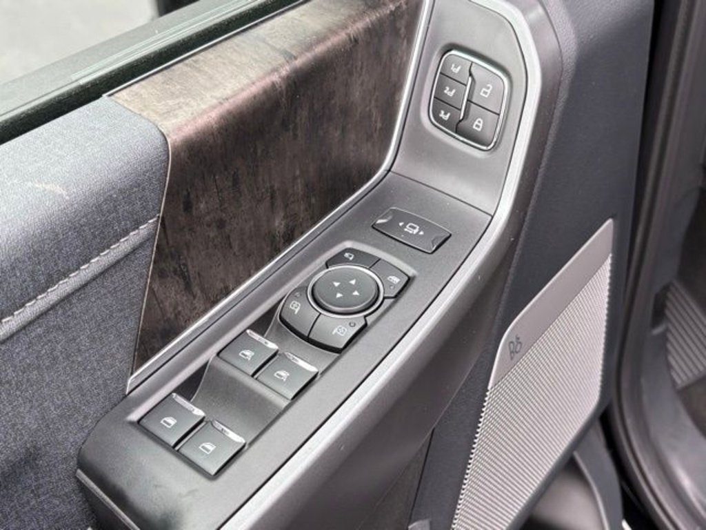 New 2026 Ford F350 Lariat w/ Tremor Off-Road Package image 21