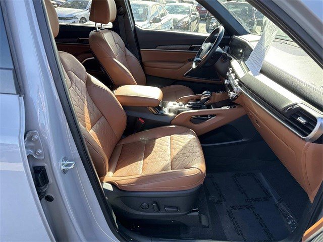 Used 2024 Kia Telluride EX X-Line image 9