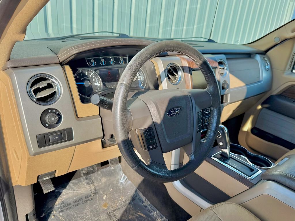 Used 2014 Ford F150 Lariat w/ Lariat Chrome Package image 9