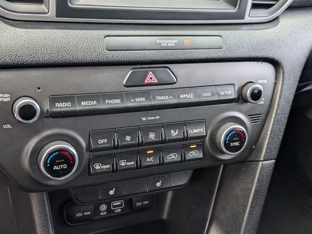 Used 2018 Kia Sportage LX w/ LX Popular Package image 17