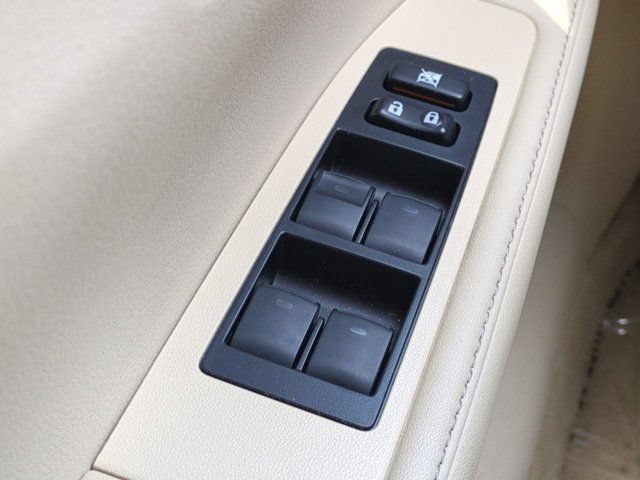 Used 2014 Lexus ES 350 w/ Luxury Package FWD image 22