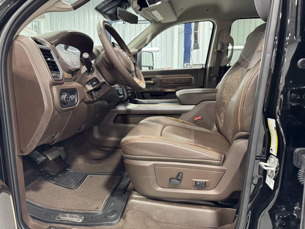 Used 2025 RAM 3500 Longhorn image 3