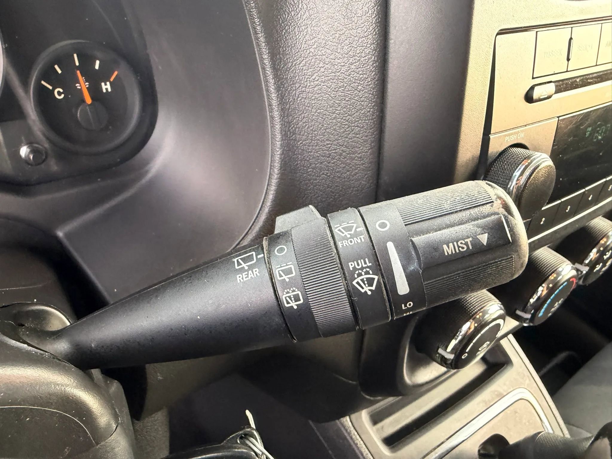 Used 2014 Jeep Patriot Sport w/ Power Value Group image 40