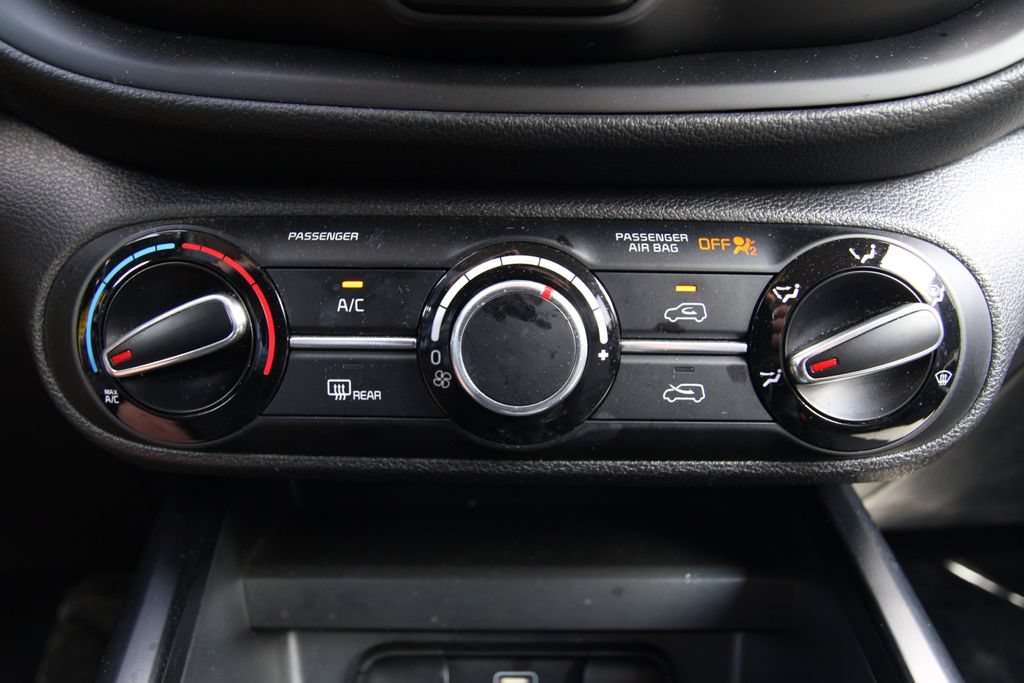 Used 2023 Kia Soul LX FWD image 26
