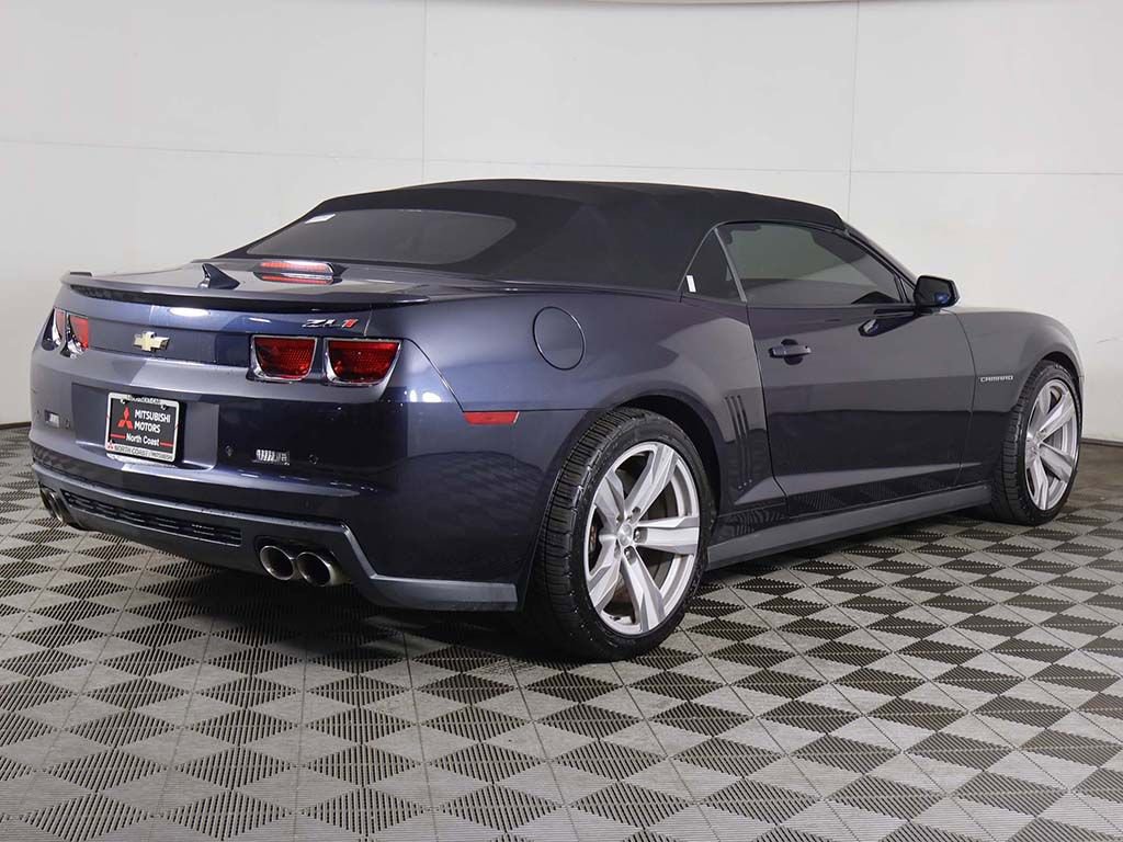 Used 2013 Chevrolet Camaro ZL1 RWD image 9