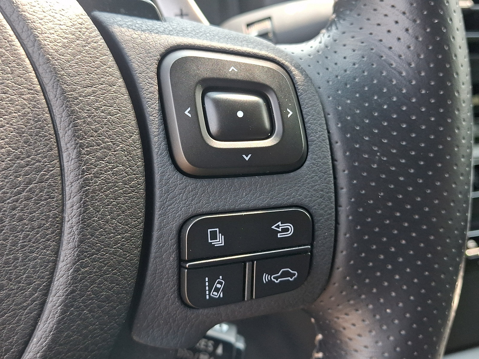 Certified 2023 Lexus IS 350 F Sport w/ Memory Package AWD/4WD image 23
