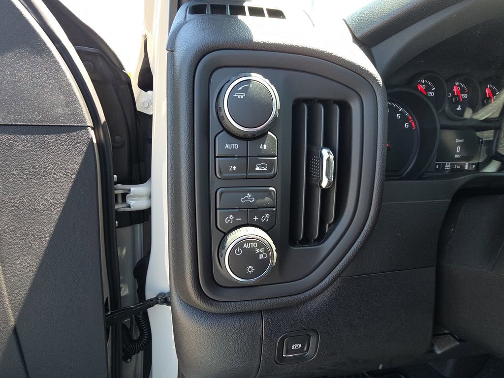 New 2026 Chevrolet Silverado 1500 Custom AWD/4WD image 20
