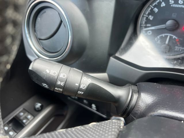 Used 2022 Toyota Tacoma TRD Sport AWD/4WD image 33