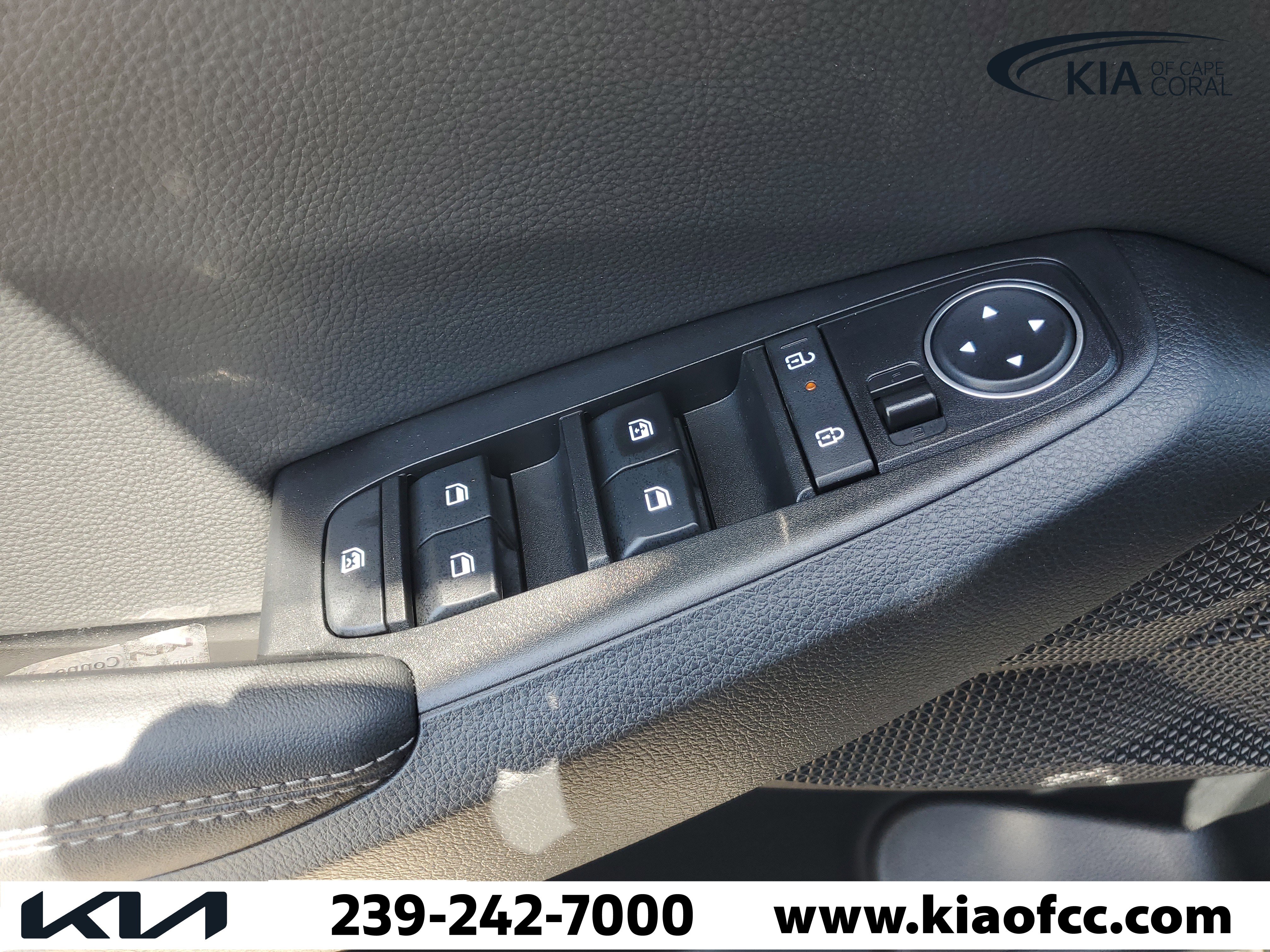 New 2026 Kia Seltos S FWD image 16