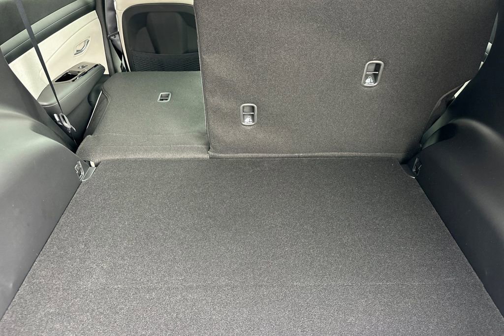 New 2026 Hyundai Tucson Limited image 12