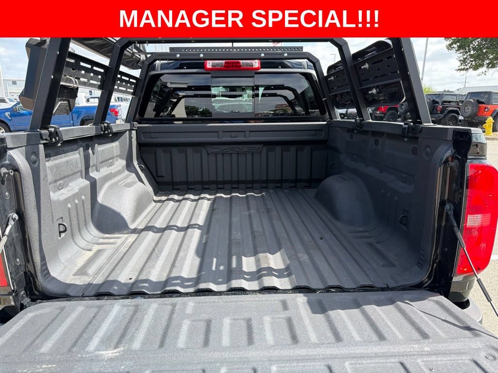 Used 2022 Chevrolet Colorado ZR2 AWD/4WD image 33