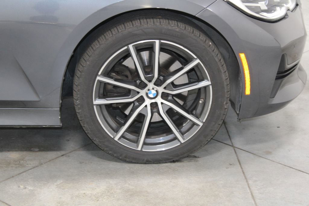 Used 2019 BMW 330i xDrive Sedan image 12