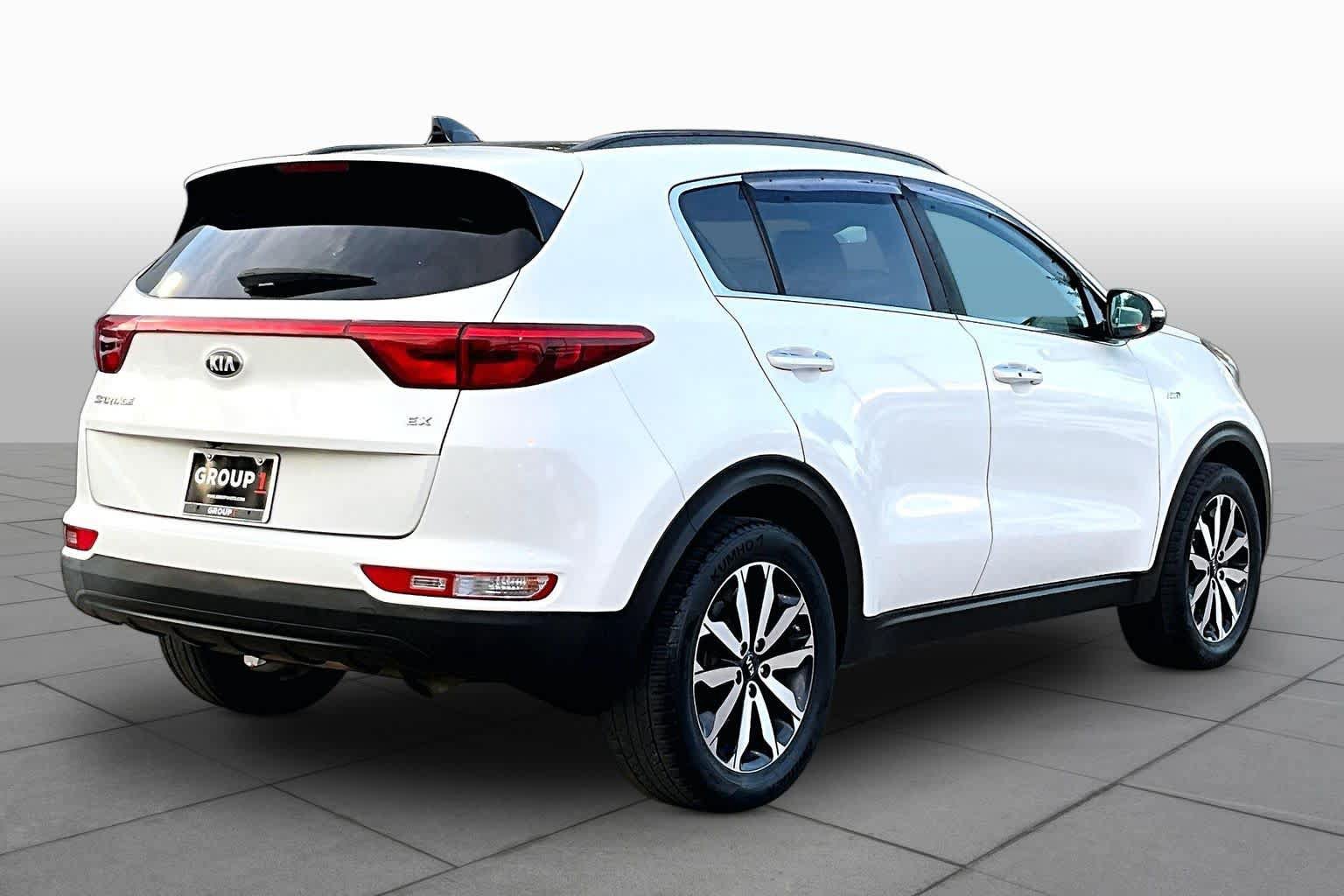 Used 2018 Kia Sportage EX w/ EX Premium Package AWD/4WD image 13