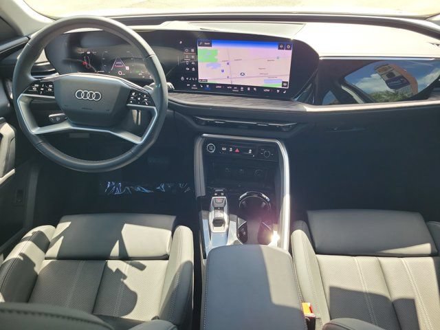 Certified 2025 Audi Q5 Premium Plus w/ Premium Plus AWD/4WD image 2