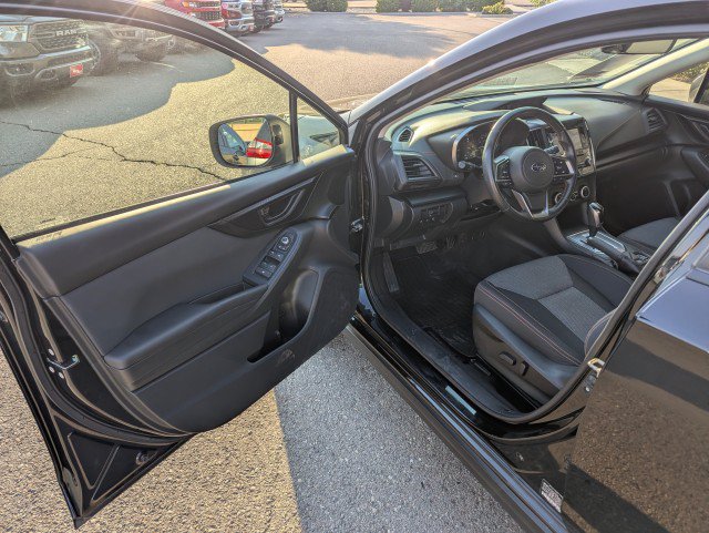 Used 2021 Subaru Crosstrek 2.0i Premium w/ Moonroof Package AWD/4WD image 8