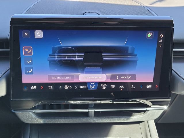 New 2026 Lincoln Nautilus Reserve image 22