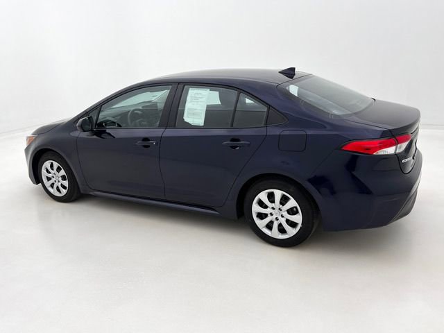 Used 2025 Toyota Corolla LE FWD image 10