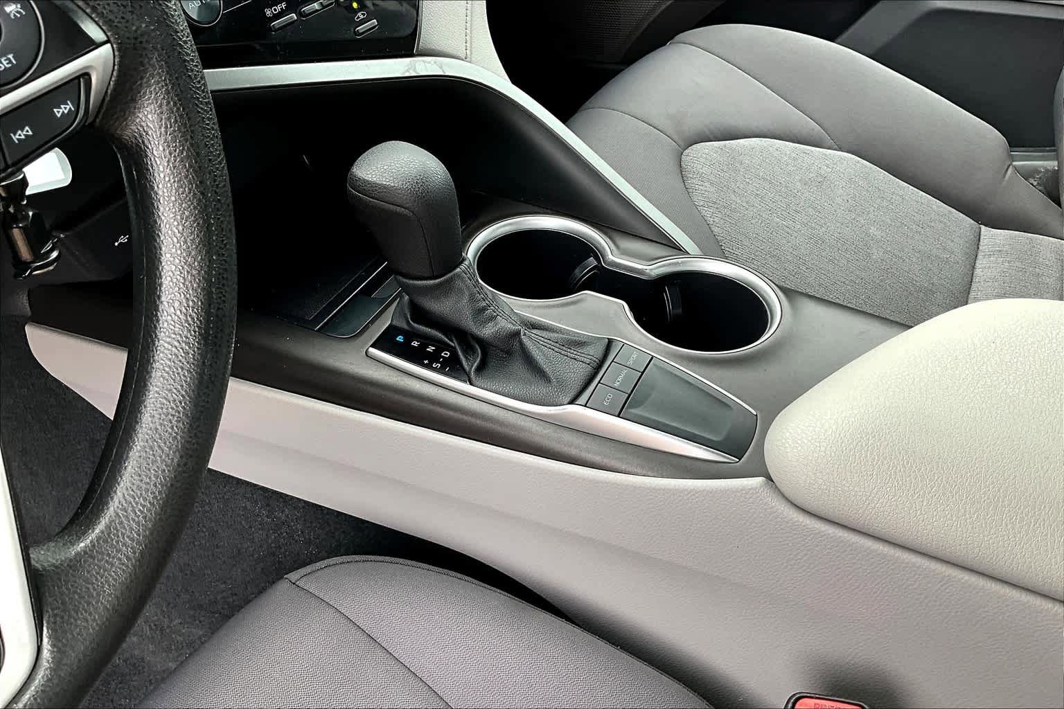 Used 2023 Toyota Camry LE FWD image 17