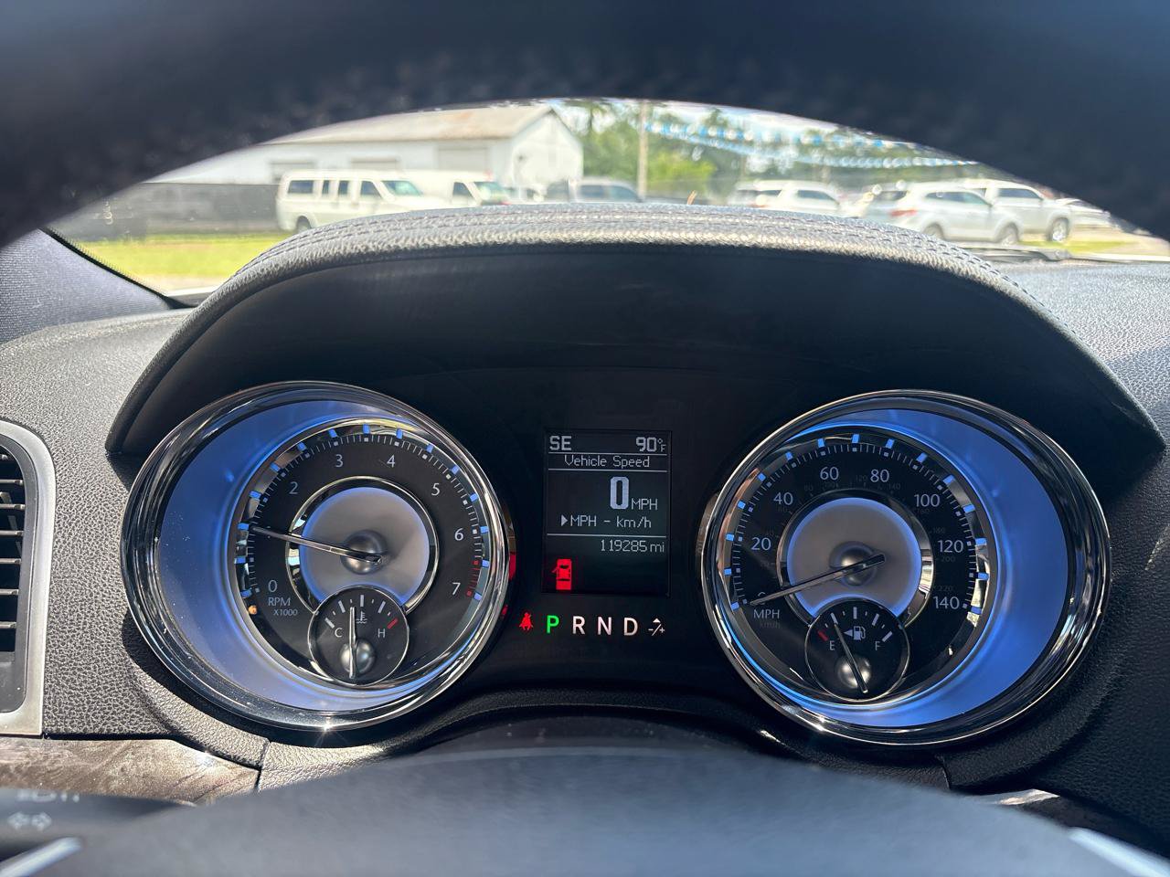 Used 2011 Chrysler 300 Limited w/ Sound Group RWD image 10