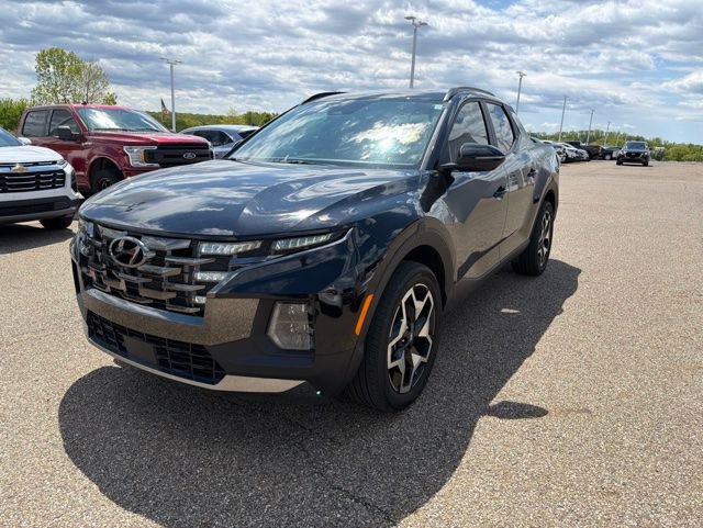 Used 2022 Hyundai Santa Cruz Limited AWD/4WD image 1
