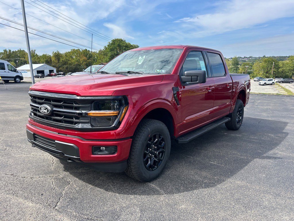 New 2025 Ford F150 XLT w/ Equipment Group 301A Standard