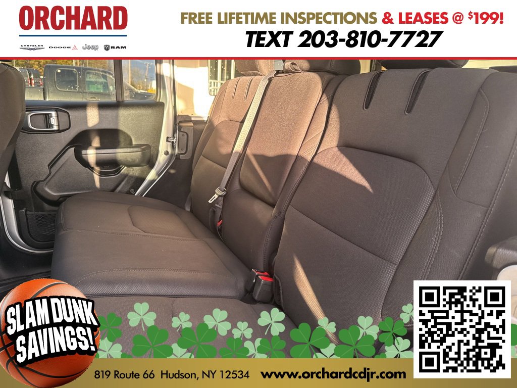 Used 2023 Jeep Wrangler Unlimited w/ Sun & Screen Package image 19