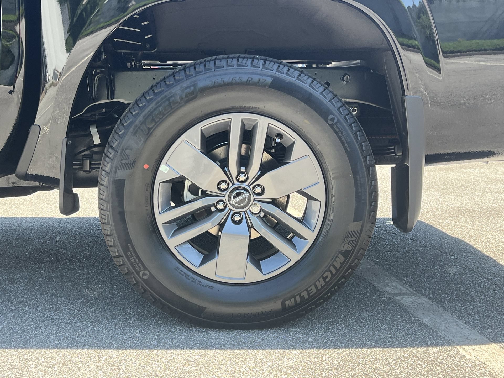 New 2026 Nissan Frontier SV w/ All-Weather Content Package AWD/4WD image 27