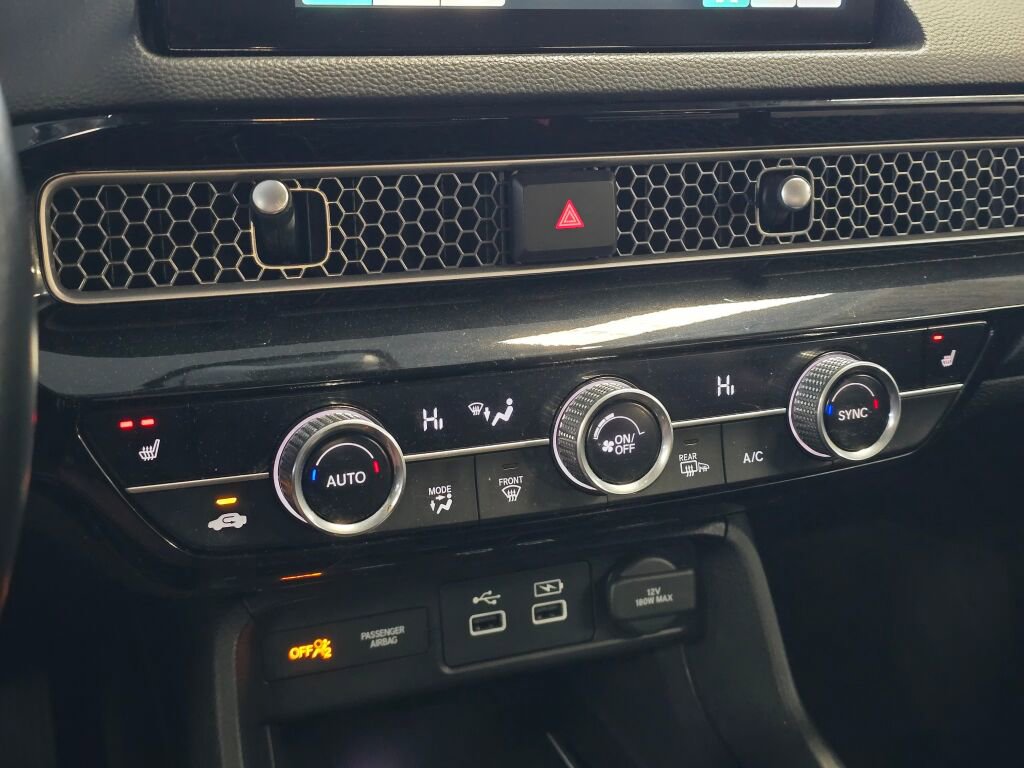 Used 2022 Honda Civic Touring image 34