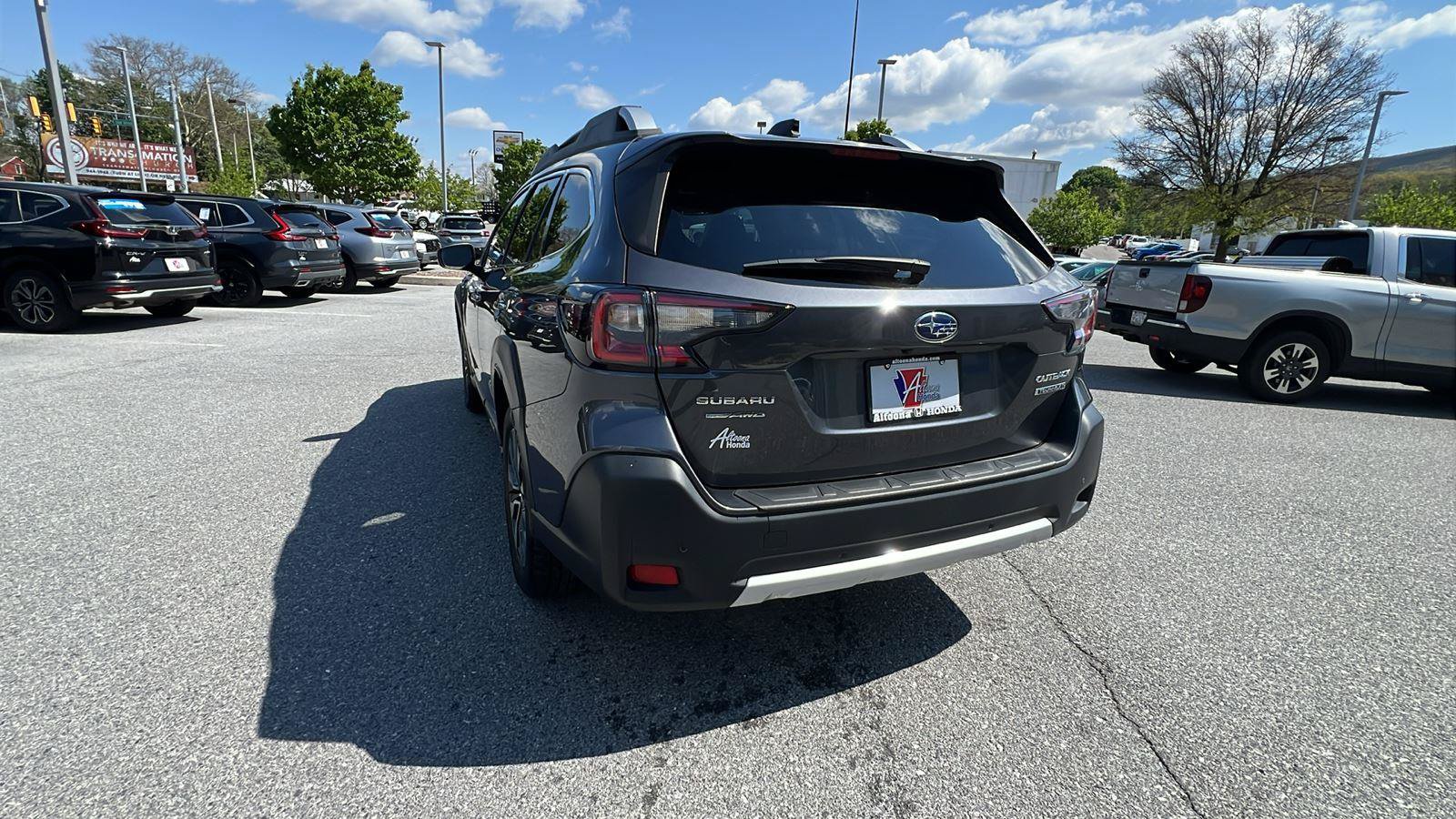 Used 2024 Subaru Outback Touring XT AWD/4WD image 6