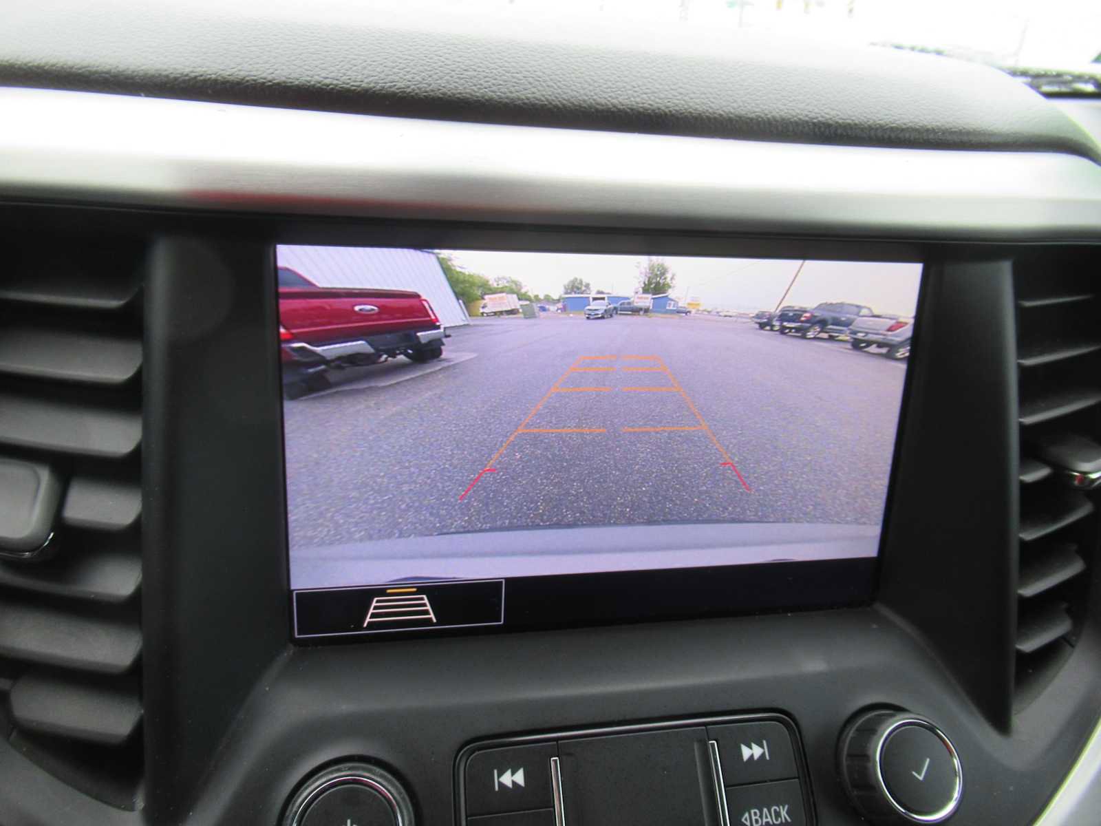 Used 2018 GMC Acadia SLE FWD image 30