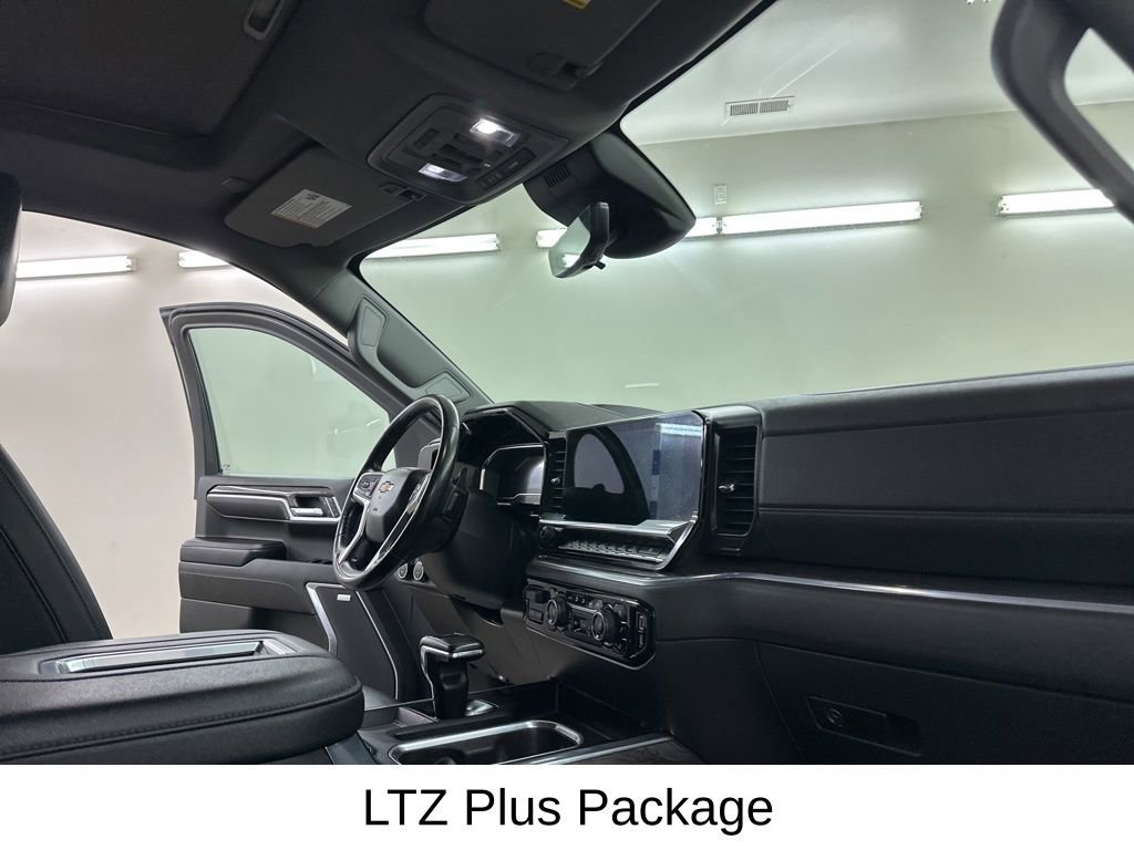 Used 2022 Chevrolet Silverado 1500 LTZ w/ LTZ Premium Package image 20