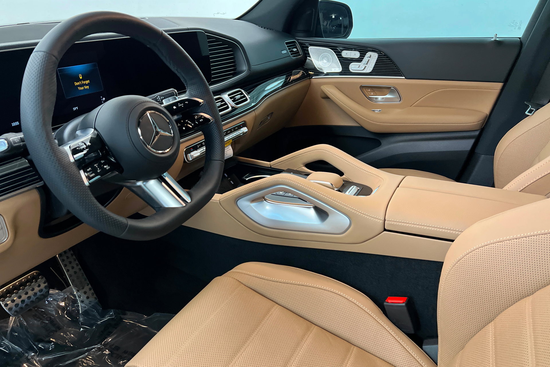 New 2026 Mercedes-Benz GLS 450 4MATIC image 15