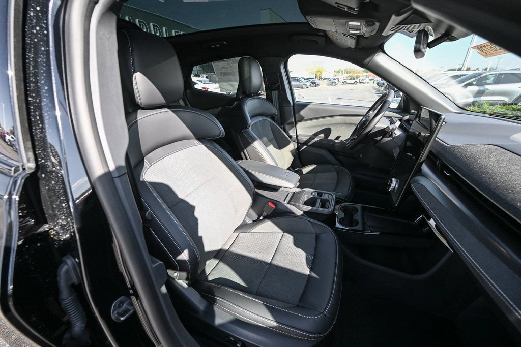 New 2025 Ford Mustang Mach-E GT w/ Bronze Appearance Package image 22