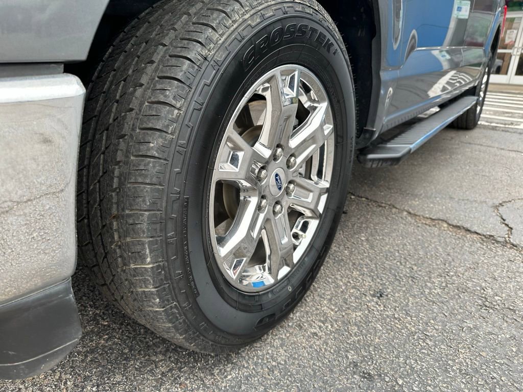 Used 2021 Ford F150 XLT w/ Equipment Group 302A High image 8