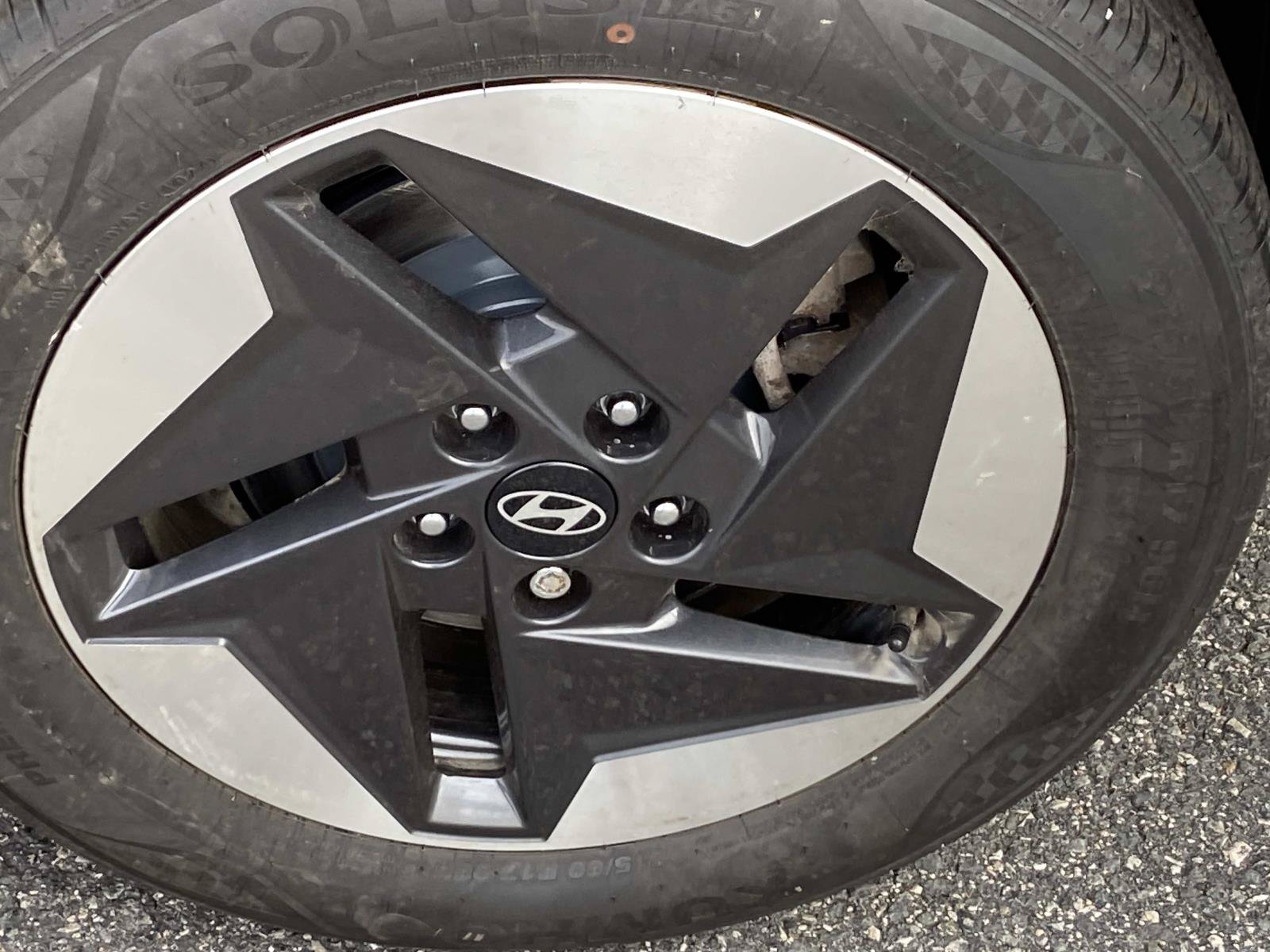Used 2025 Hyundai Kona SE FWD image 26