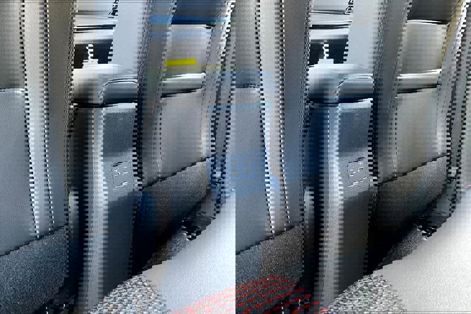 New 2026 Nissan Kicks SR image 20