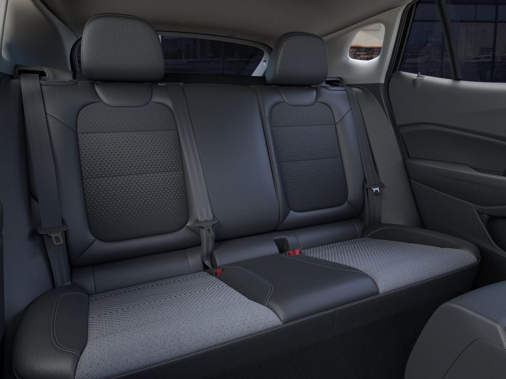 New 2026 Chevrolet Trax LT w/ LT Convenience Package FWD image 17