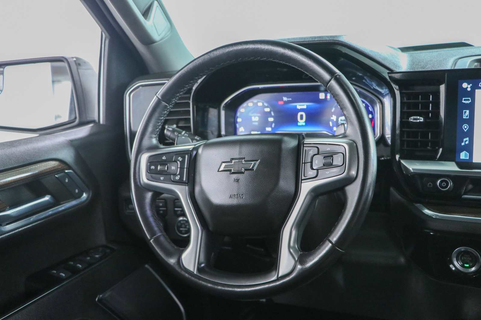 Used 2023 Chevrolet Silverado 1500 LT Trail Boss AWD/4WD image 12