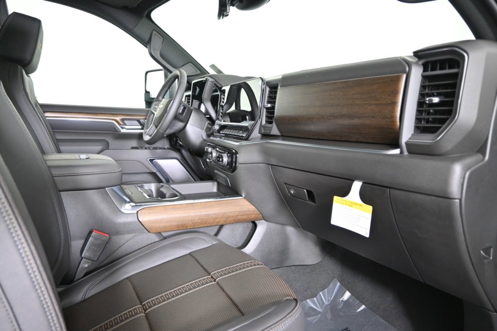 New 2026 Chevrolet Silverado 3500 High Country w/ High Country Premium Package image 15